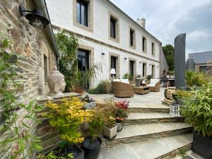 B&B / Chambre d'hôtes L’ARDOISIÈRE, maison d’hôtes et d’amis 2 Rue de Kleguer 29241 Locquirec Bretagne