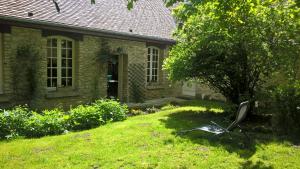 B&B / Chambre d'hôtes l'atelier Chaudry 1 Clos des Vignes 60240 Parnes Picardie