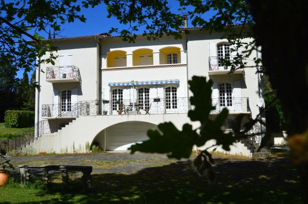 B&B / Chambre d'hôtes L'Escalère L'Escalère 31360 Arnaud-Guilhem