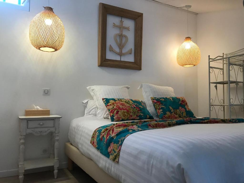 B&B / Chambre d'hôtes L'Estrambord de Camargue 19 Rue Jean Jaures 13460 Les Saintes-Maries-de-la-Mer