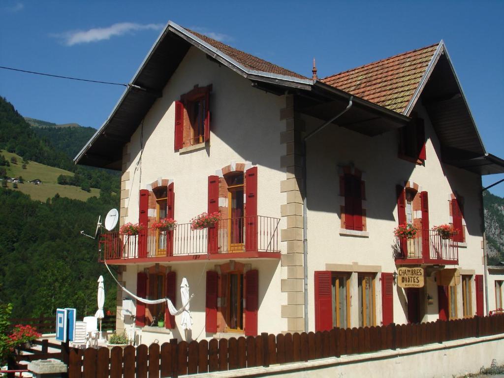 B&B / Chambre d'hôtes L'Horizon des Alpes 800 Rue Michel Carquillat 74130 Le Petit-Bornand-lès-Glières