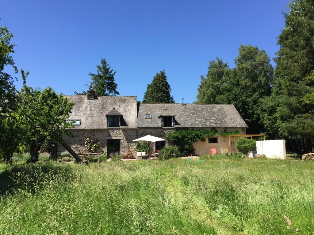 B&B / Chambre d'hôtes L'Hôtié de Brocéliande Rue Telhouet, Intersection la chesnaie 35380 Paimpont