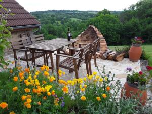 B&B / Chambre d'hôtes La Belle Âme Chez Saby 63640 Saint-Priest-des-Champs Auvergne