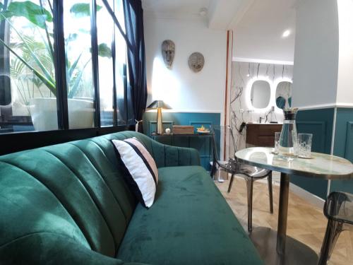 La Belle Endormie B&B French Guest house