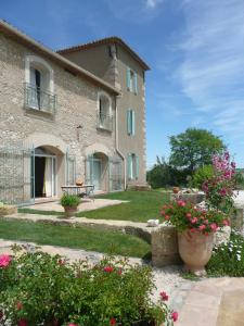 B&B / Chambre d'hôtes La Bergerie de l'etang Lotissement de Rodez; 2, Chemin du Sarcel 34310 Montels Languedoc-Roussillon