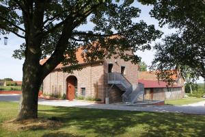 B&B / Chambre d'hôtes La Cense - Ferme des Tilleuls 31 rue Lutun 59116 Houplines Nord-Pas-de-Calais