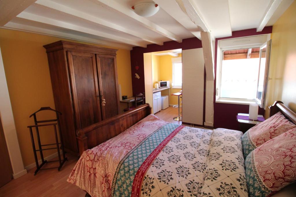 La chambre aux hirondelles 11 D Rue Louis PASTEUR, 67117 Ittenheim