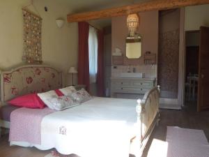 B&B / Chambre d'hôtes La Chapelle Saint Gervais Quartier Saint Gervais 06380 Sospel Provence-Alpes-Côte d\'Azur