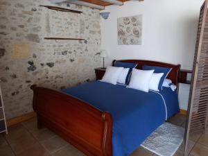 B&B / Chambre d'hôtes La charentaise ch d'hôtes ,Studio 1 rue blanche 17610 Chérac -1