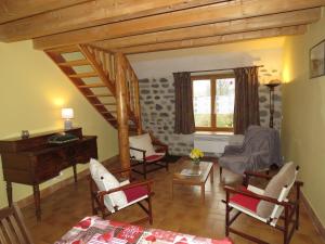 B&B / Chambre d'hôtes La Chaumière d'Alambre Route des Chaumières 43150 Moudeyres Auvergne