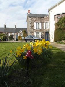 B&B / Chambre d'hôtes La Clef Dort 2 rue Saint Georges 50320 Beauchamps Normandie