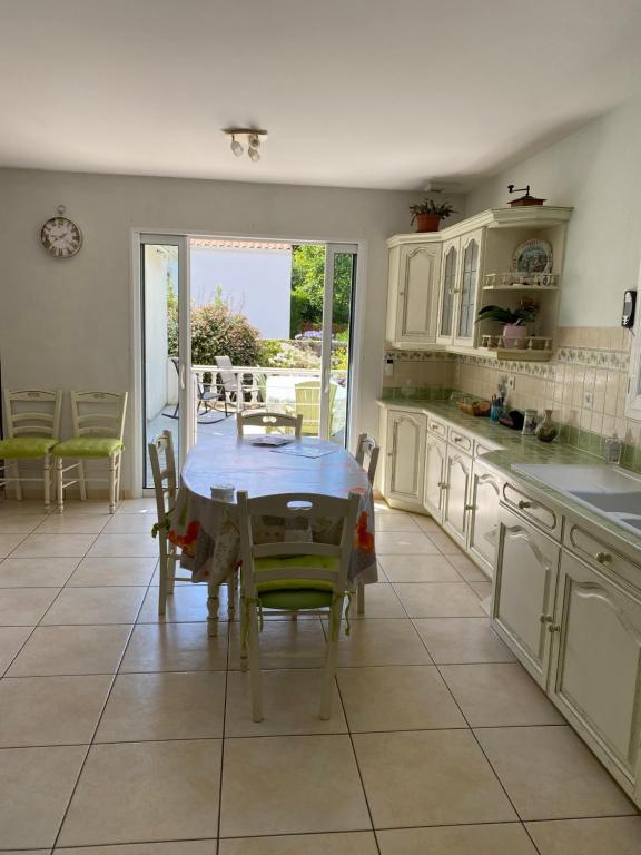 La Colline des Renards Chambres 29690 Locmaria-Berrien