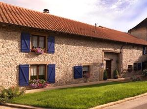 B&B / Chambre d'hôtes La Dame Blanche 37, Rue de l'Eglise 57660 Bérig-Vintrange Lorraine