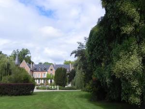 B&B / Chambre d'hôtes La Demeure d'Aglaë Chateau de Balaine 03460 Villeneuve-sur-Allier Auvergne