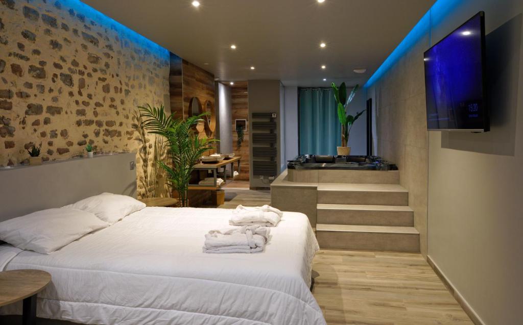 B&B / Chambre d'hôtes LA DOLCEVITA SPA Chambre privative 17 Rue de la Madeleine 25000 Besançon