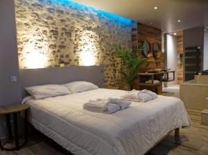 B&B / Chambre d'hôtes LA DOLCEVITA SPA Chambre privative 17 Rue de la Madeleine 25000 Besançon Franche-Comté