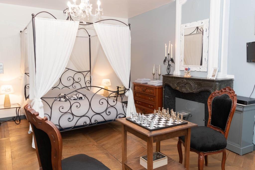 B&B / Chambre d'hôtes La Fée Maison 3 Rue de l'Église 88330 Châtel-sur-Moselle