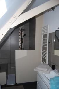 B&B / Chambre d'hôtes La Ferme aux Fleurs 2 Rue Joseph Mérillon 65380 Ossun Midi-Pyrénées