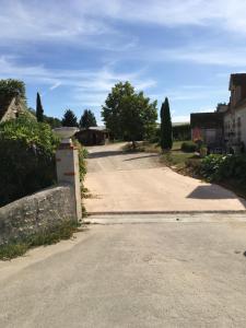 B&B / Chambre d'hôtes La Ferme de la Maugerie 8 route de la Maugerie 41220 Thoury Région Centre