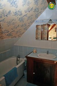 B&B / Chambre d'hôtes La ferme de la vallée 13 rue Neuve 62190 Auchy-au-Bois Nord-Pas-de-Calais