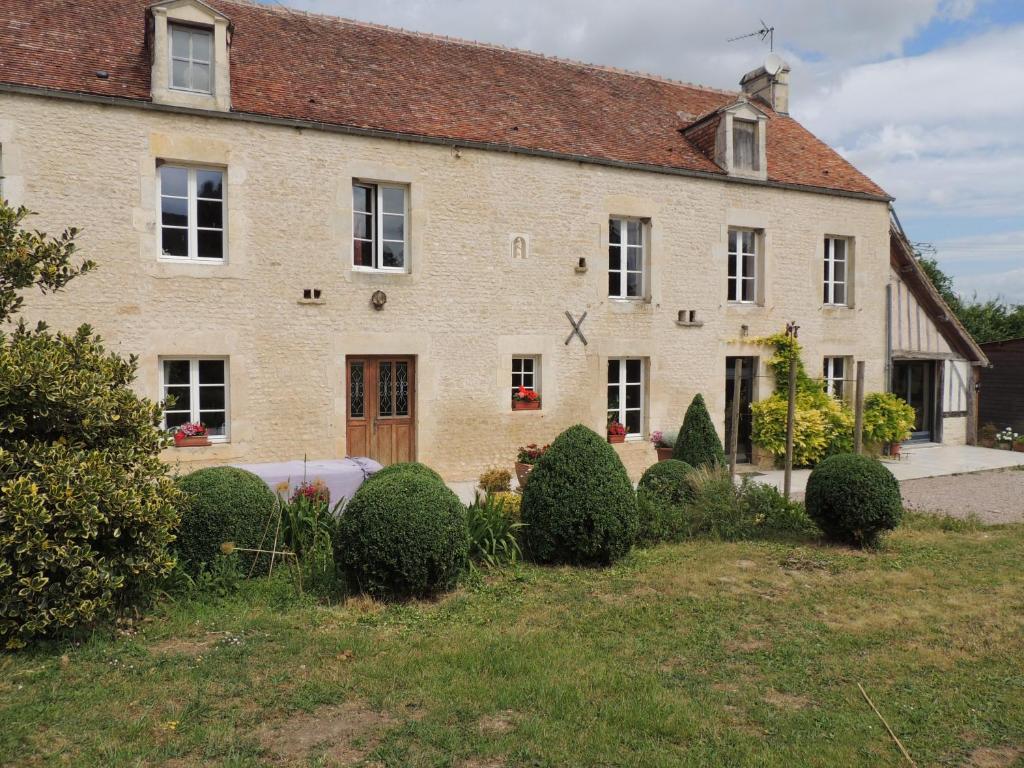 La Ferme du Bourg 4 Les Courtillages Route de la vallée, 14700 Éraines