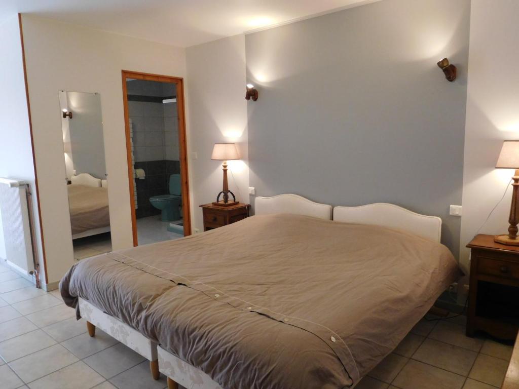 B&B / Chambre d'hôtes la forge 9 RUE PAUTEL 52120 Lanty-sur-Aube