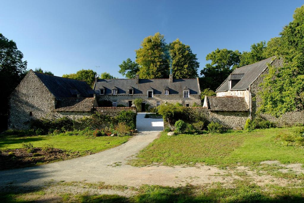 B&B / Chambre d'hôtes La Grande Sauvagère La Grande Sauvagère 35720 Saint-Pierre-de-Plesguen