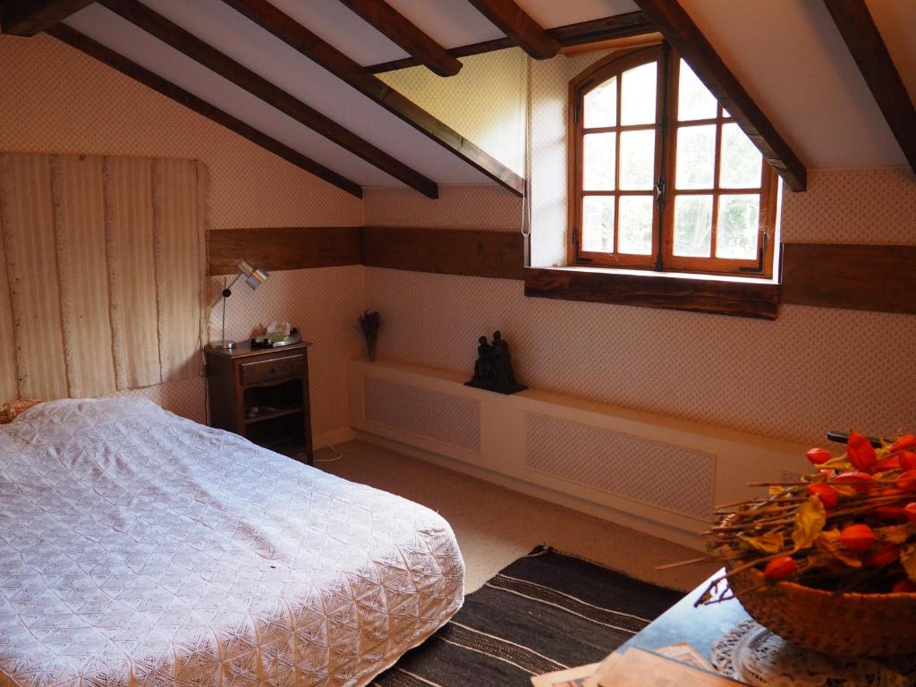 B&B / Chambre d'hôtes La grange 2 chemin des amoureux 28800 Alluyes