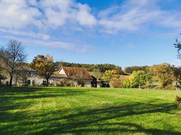 B&B / Chambre d'hôtes La Grange de Cablanc 1135 Route des Pins 24240 Monestier