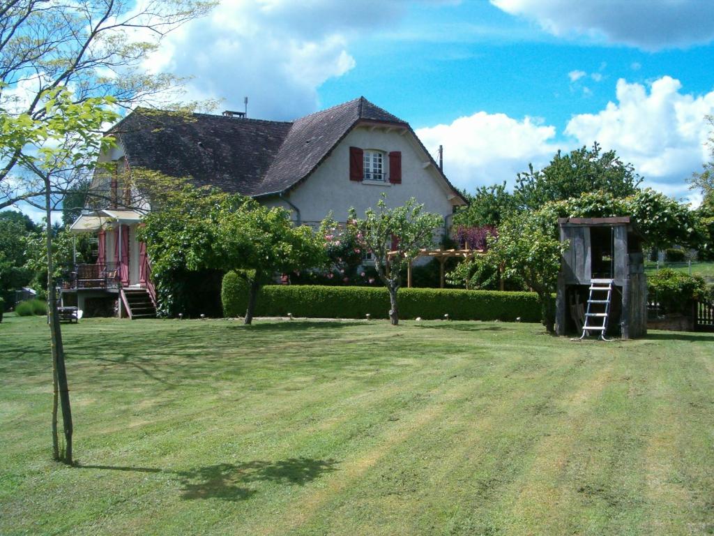 B&B / Chambre d'hôtes La Grange Vieille B&B 26 La Grange Vieille 19230 Beyssac