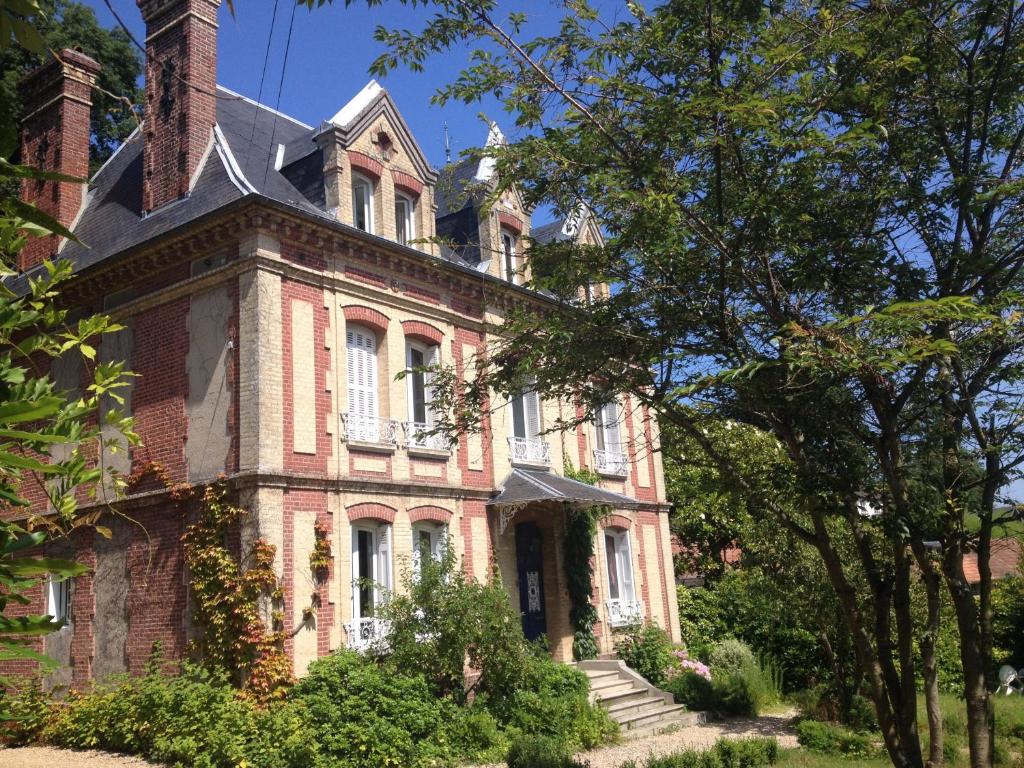 B&B / Chambre d'hôtes La Liniere Charrière du puits 14600 Honfleur