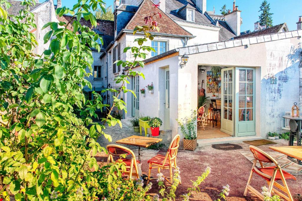 B&B / Chambre d'hôtes La Little Maison 18 Rue du Château 37600 Loches