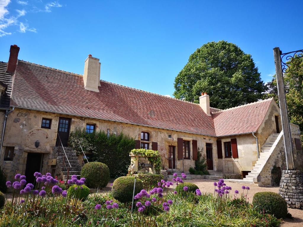 La maison d'Apremont Le Bourg, 18150 Apremont