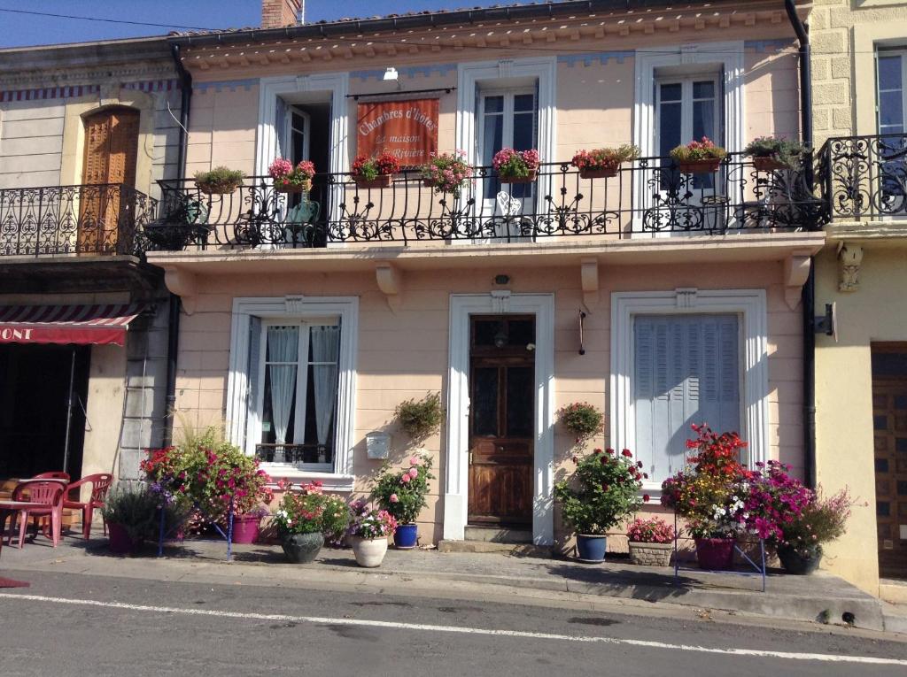 La Maison de la Riviere B&B 29 Quai Jean Jaures, 11260 Espéraza