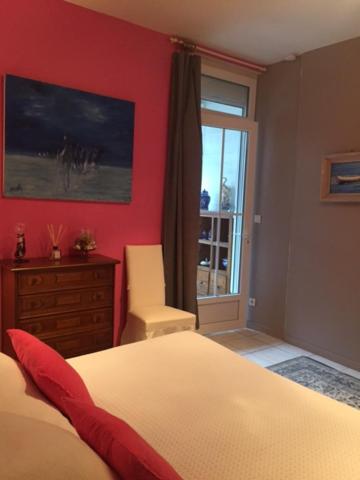 B&B / Chambre d'hôtes La Maison de Lilly 15 rue Leo Neveu 33120 Arcachon