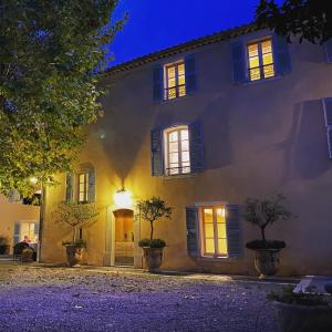 B&B / Chambre d'hôtes La Maison de Platane B&B 30 Grande Rue du Château 83440 Fayence Provence-Alpes-Côte d\'Azur