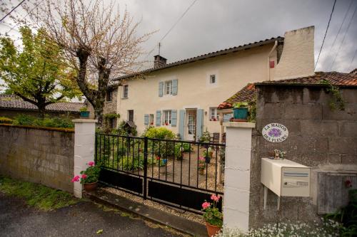 La Maison Des Fleurs