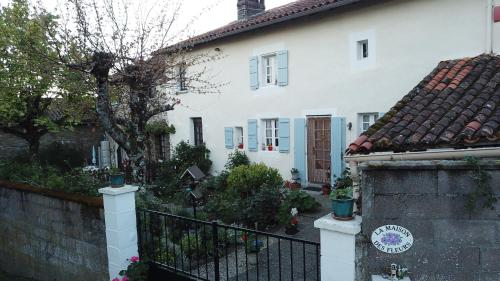 La Maison Des Fleurs