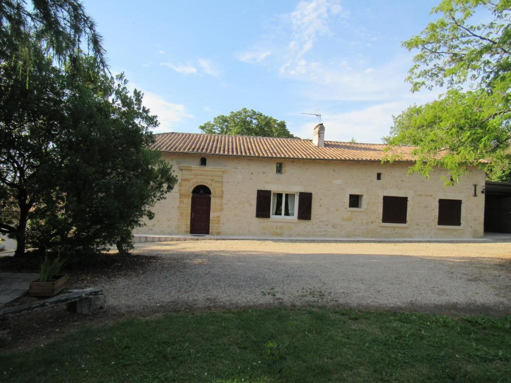 La Maison des Graves 3 les graves, 33350 Pujols Gironde