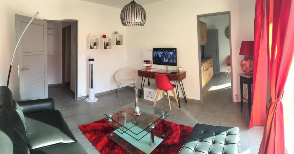 La Maison Rouge d'Uzes B&B 30700 Uzès