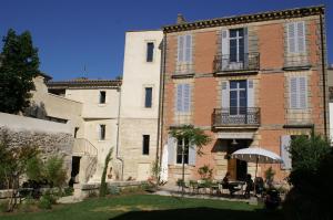 La Maison Rouge d'Uzes B&B