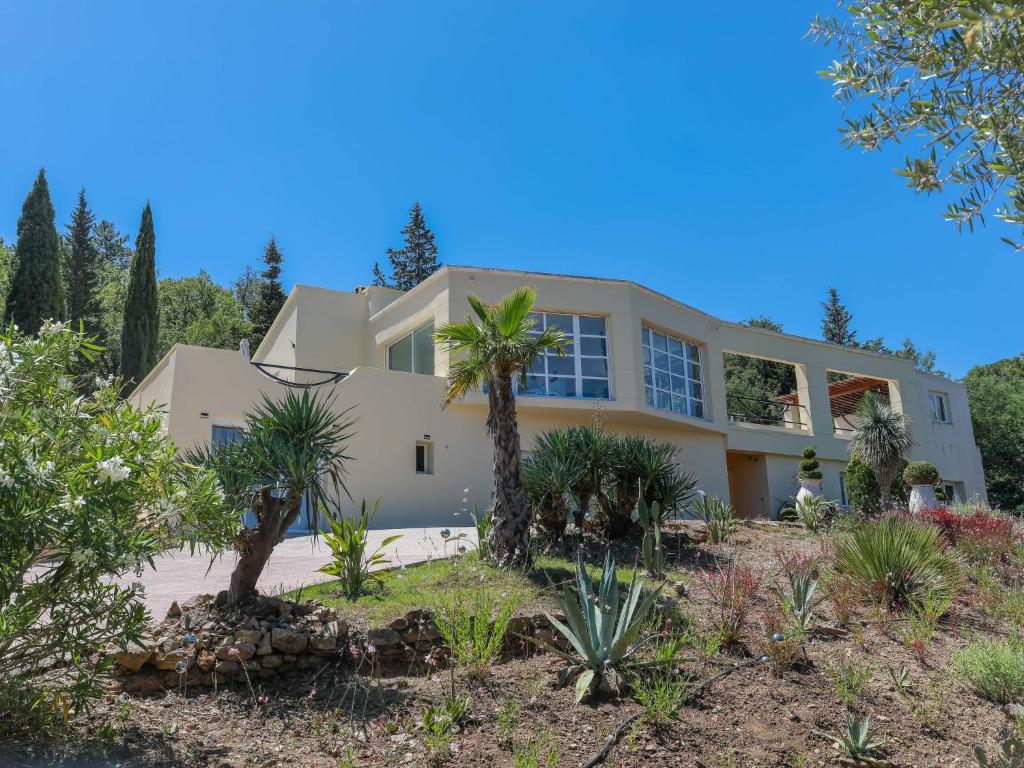 La Maison sur la Colline