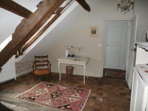 B&B / Chambre d'hôtes La Maison XVIIIe 22, rue Michel de L'Hospital 03000 Moulins Auvergne