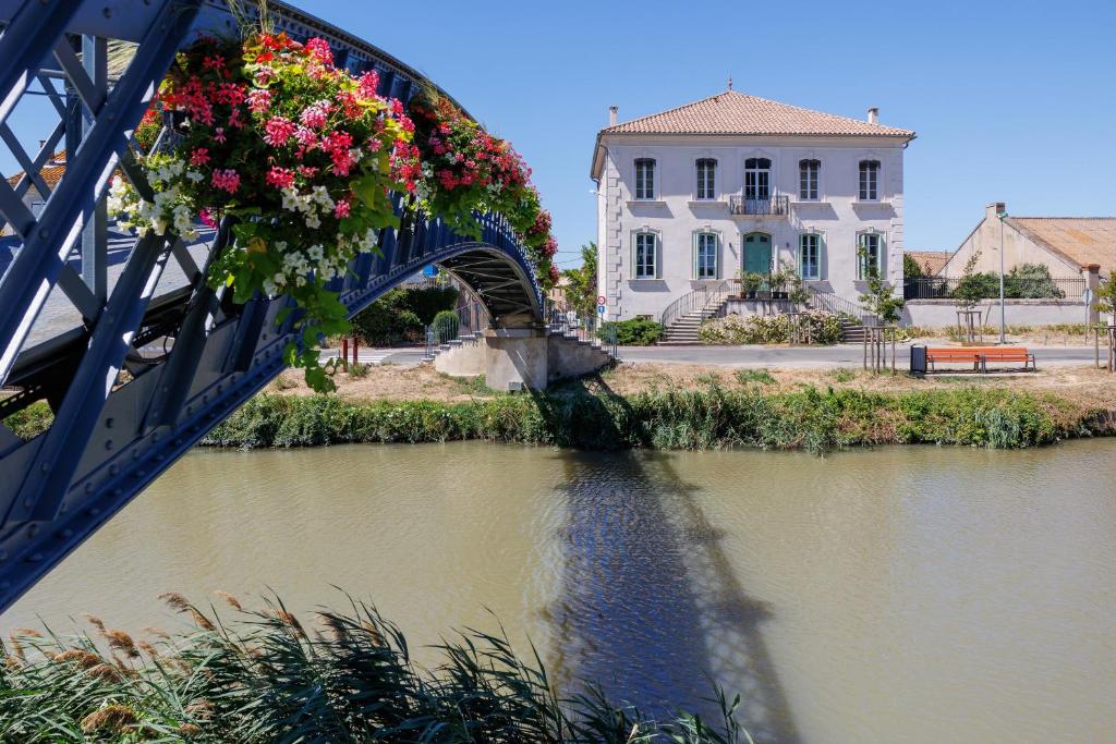 La Passerelle du Canal 45 Quai d'Alsace, 11590 Sallèles-dʼAude