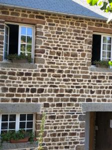 B&B / Chambre d'hôtes LA PETITE OIE \ LIEU DIT ROUVROU 6 Venelle des Tisserands 61430 Ménil-Hubert-sur-Orne Normandie