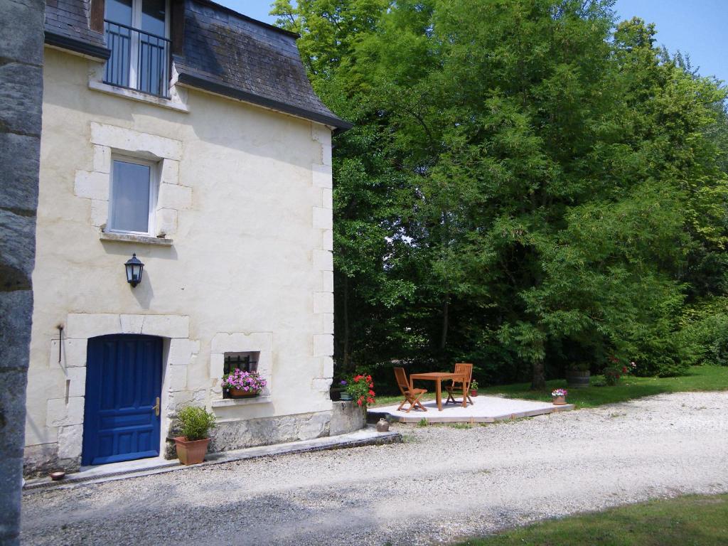 B&B / Chambre d'hôtes La Petite Varenne 1 route des Varennes 89570 Turny