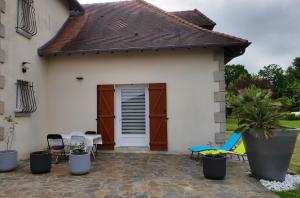B&B / Chambre d'hôtes La Peyrova 13 Route de Puifferrat 87160 Saint-Sulpice-les-Feuilles Limousin