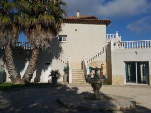 B&B / Chambre d'hôtes La Pinède D'Estarac Les Vacquiers - Prat de Cest 11100 Bages Languedoc-Roussillon