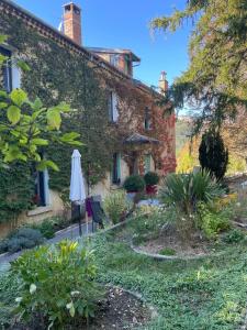 B&B / Chambre d'hôtes La Reynière La Reynière quartier des Barillons 05700 Serres Provence-Alpes-Côte d\'Azur