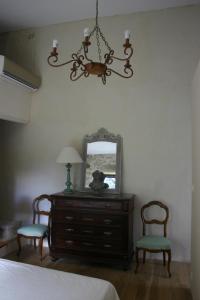 B&B / Chambre d'hôtes La Rôse 1 Place de la Victoire 30320 Saint-Gervasy Languedoc-Roussillon